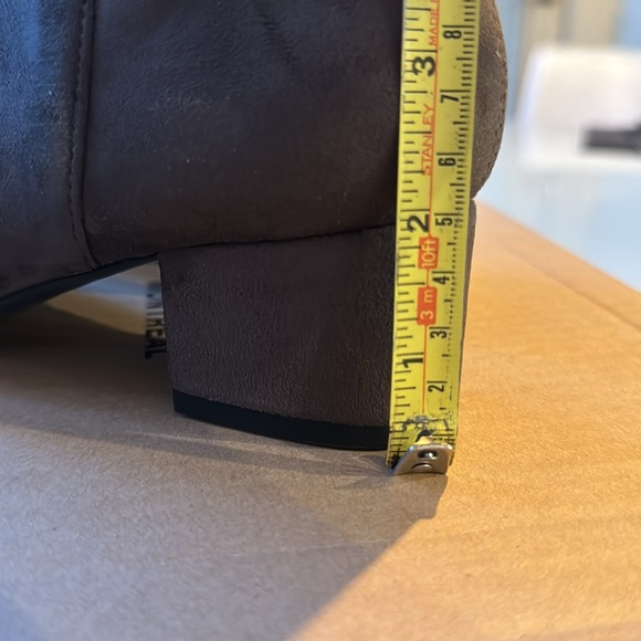 Le Chateau tall boots - EU 36 - Picture 5 of 12